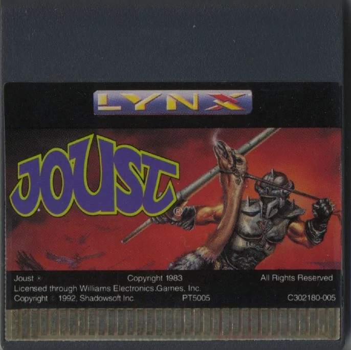 Targeta Lynx de Joust amb l’etiqueta il·lustrada, el codi PT5005 i els contactes inferiors.