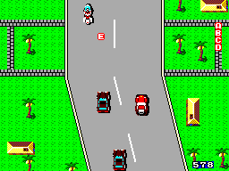 Vehicle vermell en una carretera amb les lletres A, B, C i D visibles al marge dret.