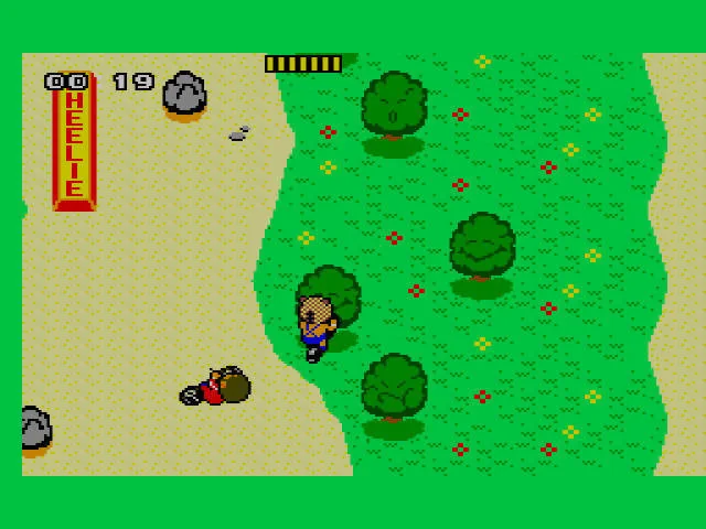 Alex Kidd avança amb la BMX per un camí amb roques, arbustos i un rival caigut.