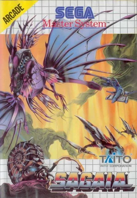 Caràtula frontal europea de Sagaia per a Sega Master System, amb una batalla de naus a l’espai.