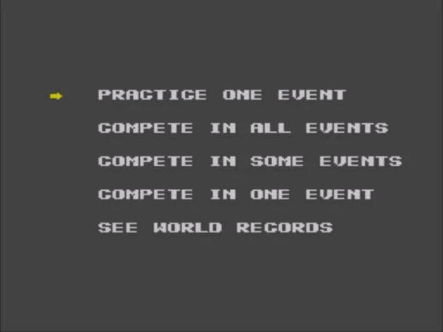 Menú de World Games amb opcions de pràctica, competició parcial o completa i rècords.